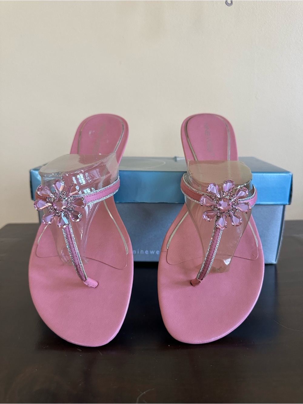 Vintage Nine West Y2K pink silver sandals new in box women’s 7.5